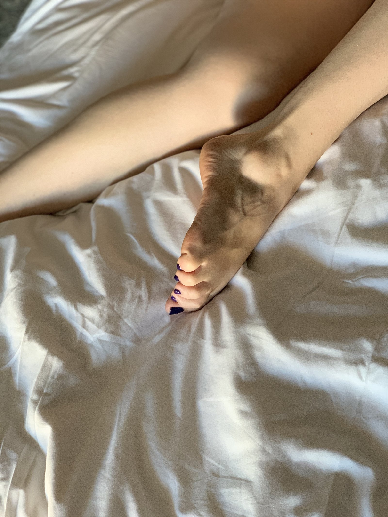 Photo by jeffbo57 with the username @jeffbo57,  December 11, 2019 at 4:17 PM. The post is about the topic High Heel love and the text says 'barefoot'