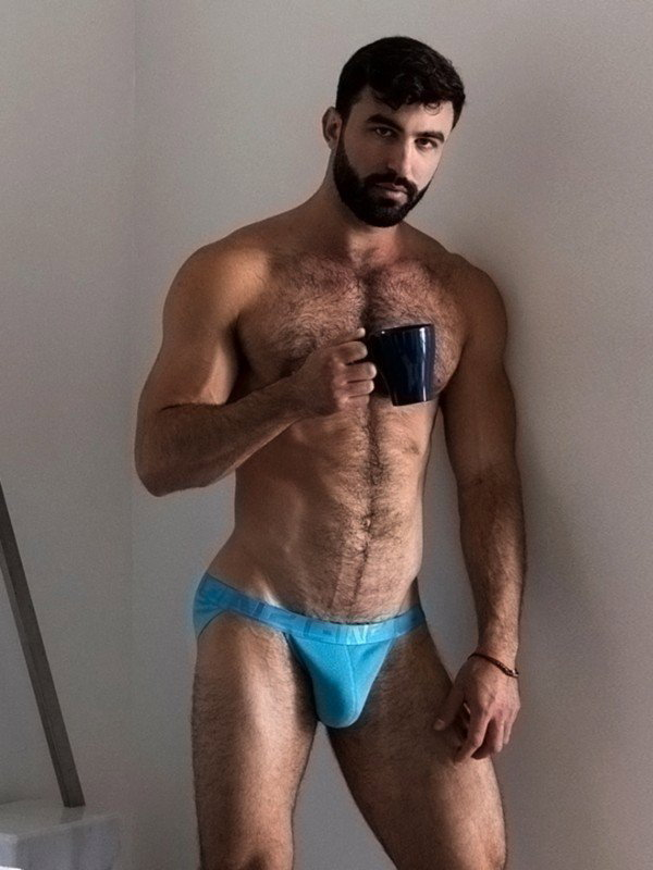Photo by Costello68 with the username @Costello68, who is a verified user,  November 27, 2023 at 10:07 PM. The post is about the topic Gay Hairy Men