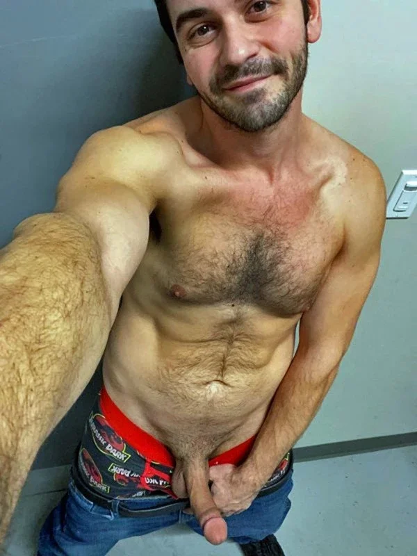 Photo by Costello68 with the username @Costello68, who is a verified user,  April 29, 2024 at 5:35 AM. The post is about the topic Gay Man Candy