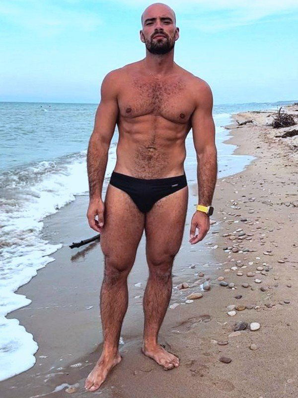 Photo by Costello68 with the username @Costello68, who is a verified user,  April 7, 2024 at 5:56 AM. The post is about the topic Gay Speedos