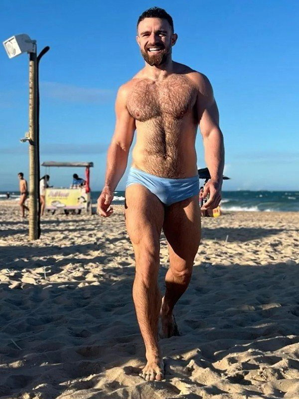 Photo by Costello68 with the username @Costello68, who is a verified user,  April 3, 2024 at 11:41 PM. The post is about the topic Gay Speedos