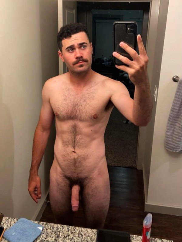 Photo by Costello68 with the username @Costello68, who is a verified user,  May 10, 2024 at 5:03 AM. The post is about the topic Scruff