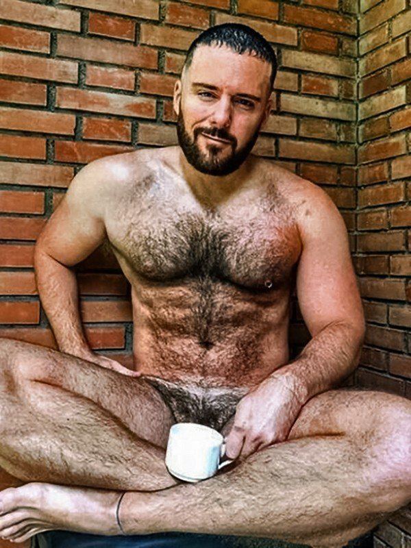 Photo by Costello68 with the username @Costello68, who is a verified user,  July 14, 2024 at 4:58 PM. The post is about the topic Gay Hairy Men