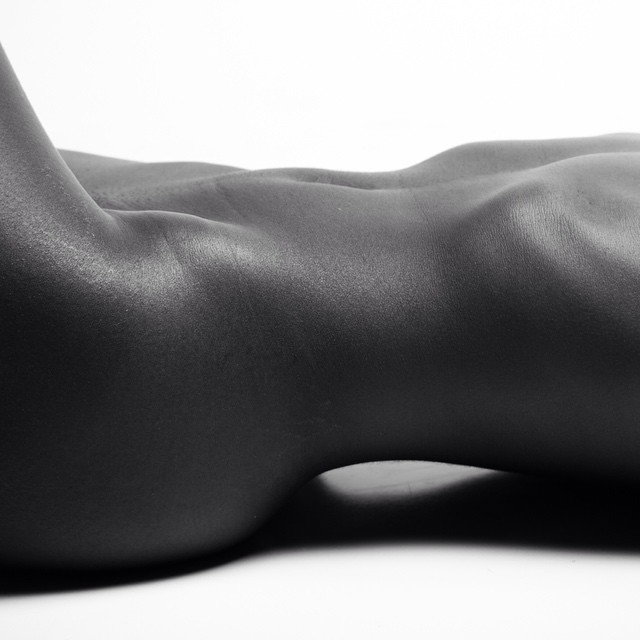 Photo by SHADES with the username @SHADES,  July 28, 2016 at 8:45 PM and the text says 'krpartnude1:

The beauty of the human body. 
Cc: @trillspasm_ 

#kevonrichardsonnudephotography #blackandwhite #bodyscape #body #artnude #artislife #art #blackart #nudeart #nudephotography #atlantaphotographers #figuremodel #figurestudy #fineart'