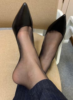 Photo by EssentialErotics.com with the username @EssentialErotics, who is a verified user,  June 20, 2024 at 5:41 AM. The post is about the topic Pantyhose and the text says 'https://www.pantyhosecam.net/tag/pantyhose/'