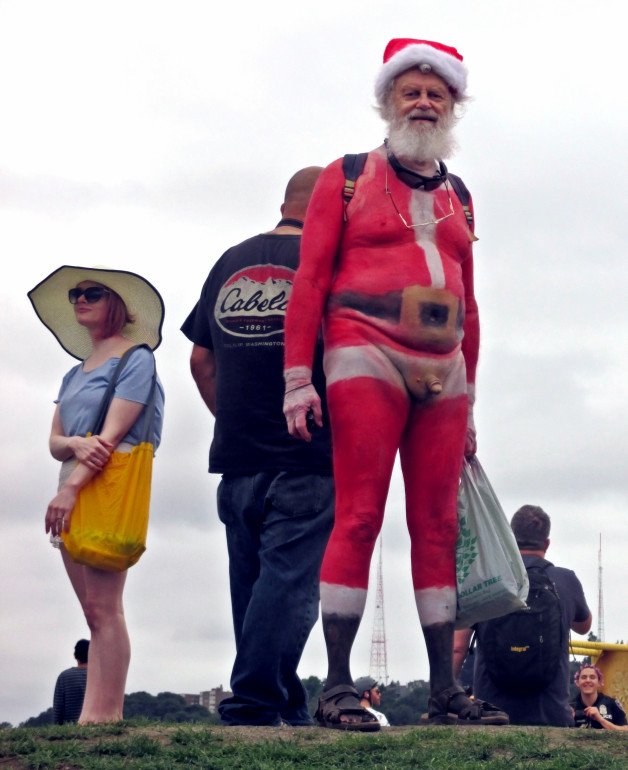 Photo by rt682 with the username @rt682,  February 15, 2022 at 8:17 AM. The post is about the topic CFNM: Clothed Female Naked Male and the text says 'fremont solstice parade gas works park'