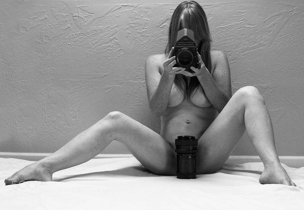 Photo by Girls with the username @girls,  December 21, 2020 at 4:07 AM. The post is about the topic Girls with Cameras