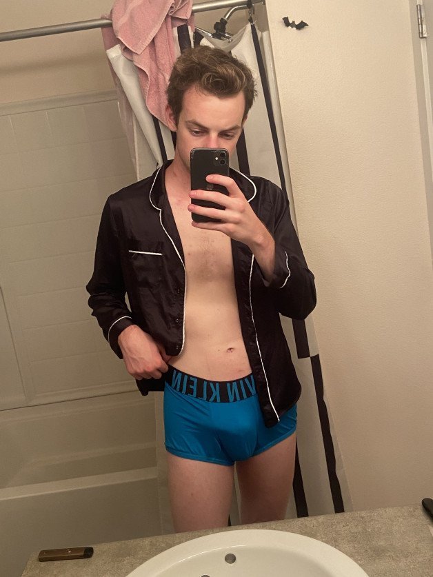 Photo by Femboy_pdx with the username @Pdx, who is a star user,  September 5, 2021 at 6:41 AM