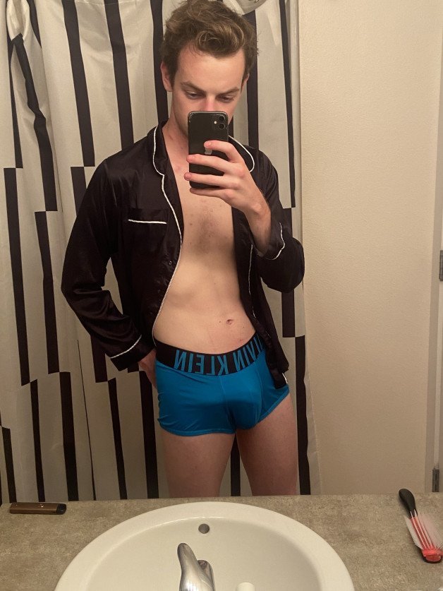Photo by Femboy_pdx with the username @Pdx, who is a star user,  September 5, 2021 at 6:40 AM
