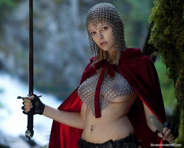 Photo by KonkeyDong80 with the username @KonkeyDong80,  May 24, 2016 at 9:09 PM and the text says 'meanwhilebackinthedungeon:

Brea Daniels modelling some totally historically accurate and entirely practical armor .
 #girl  #woman  #hot  #sexy  #fighter  #armor  #chainmail  #topless  #boobs  #breasts  #tits  #fantasy  #brea  #daniels'