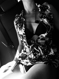 Photo by Nuxi20 with the username @Nuxi20,  March 31, 2019 at 4:59 PM. The post is about the topic Share your sexy wife and the text says 'Having a wild ride in the car with her? Who would be in? Comment and share'
