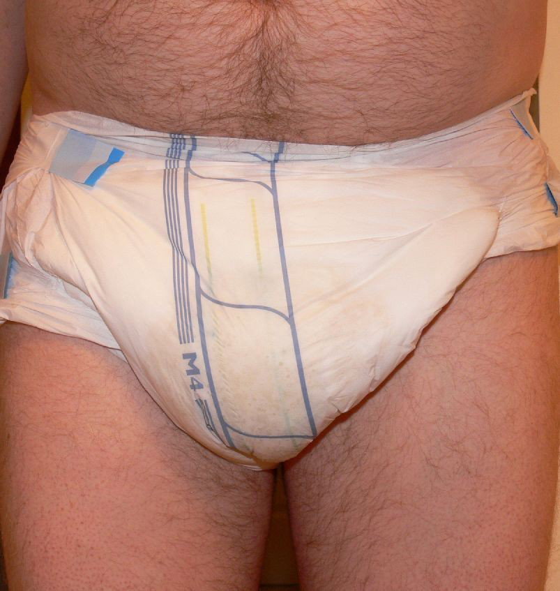 Photo by littlewithlittle with the username @littlewithlittle,  May 7, 2014 at 4:14 PM and the text says 'loveperfectimperfection:

And a front view

Reblogged from my other blog loveperfectimperfection.tumblr.com. Personal posts will now be here. #abdl  #diapers  #diapered  #diaper  #padded'