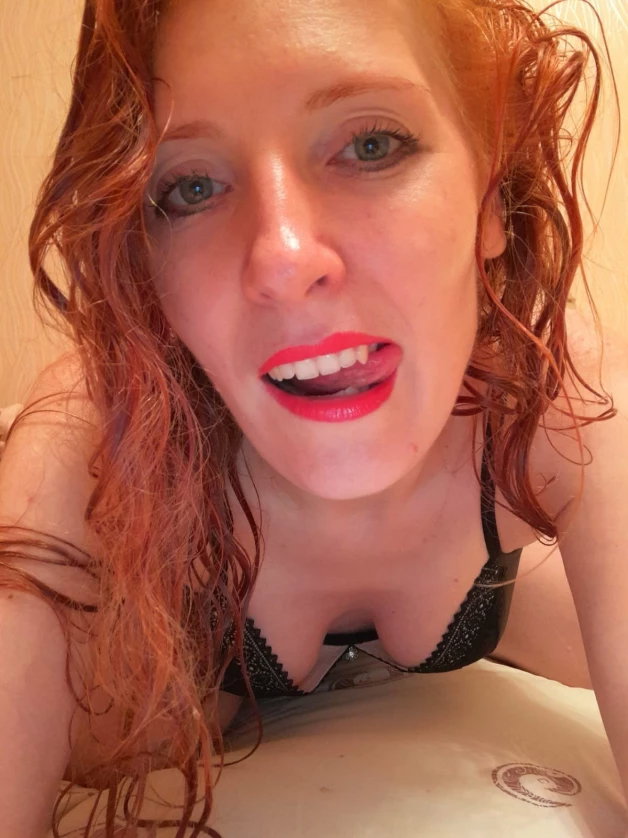 Photo by Nikki Lexx with the username @lexxnikki, who is a star user,  April 13, 2024 at 1:02 PM. The post is about the topic Beautiful Redheads and the text says 'https://stripchat.com/LexxNikki/follow-me'