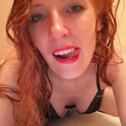 Shared Photo by Nikki Lexx with the username @lexxnikki, who is a star user,  April 15, 2024 at 12:20 PM. The post is about the topic Beautiful Redheads and the text says 'so hot'