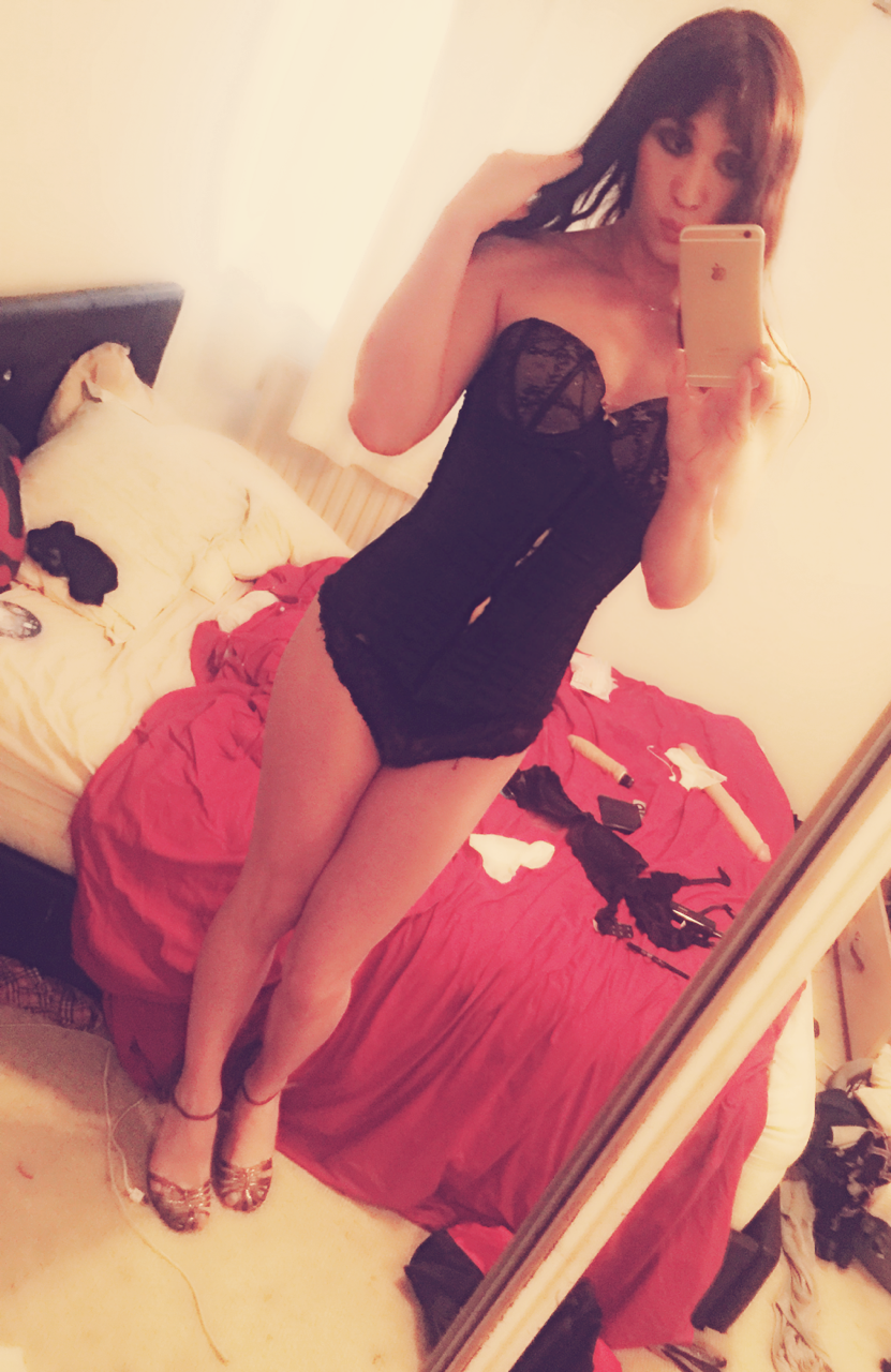 Photo by Nicolebunnyme with the username @Nicolebunnyme,  August 29, 2015 at 10:32 PM and the text says 'Bursting through corset! Such a fatty! #nicolebunnyme  #trap  #tgirl  #fatty'