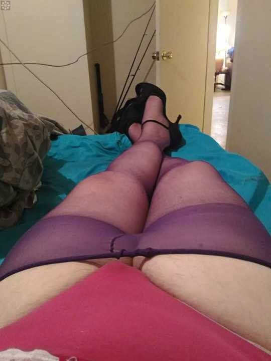 Album by breanacd with the username @breanacd,  May 16, 2019 at 2:48 AM. The post is about the topic Crossdresser Pantyhose