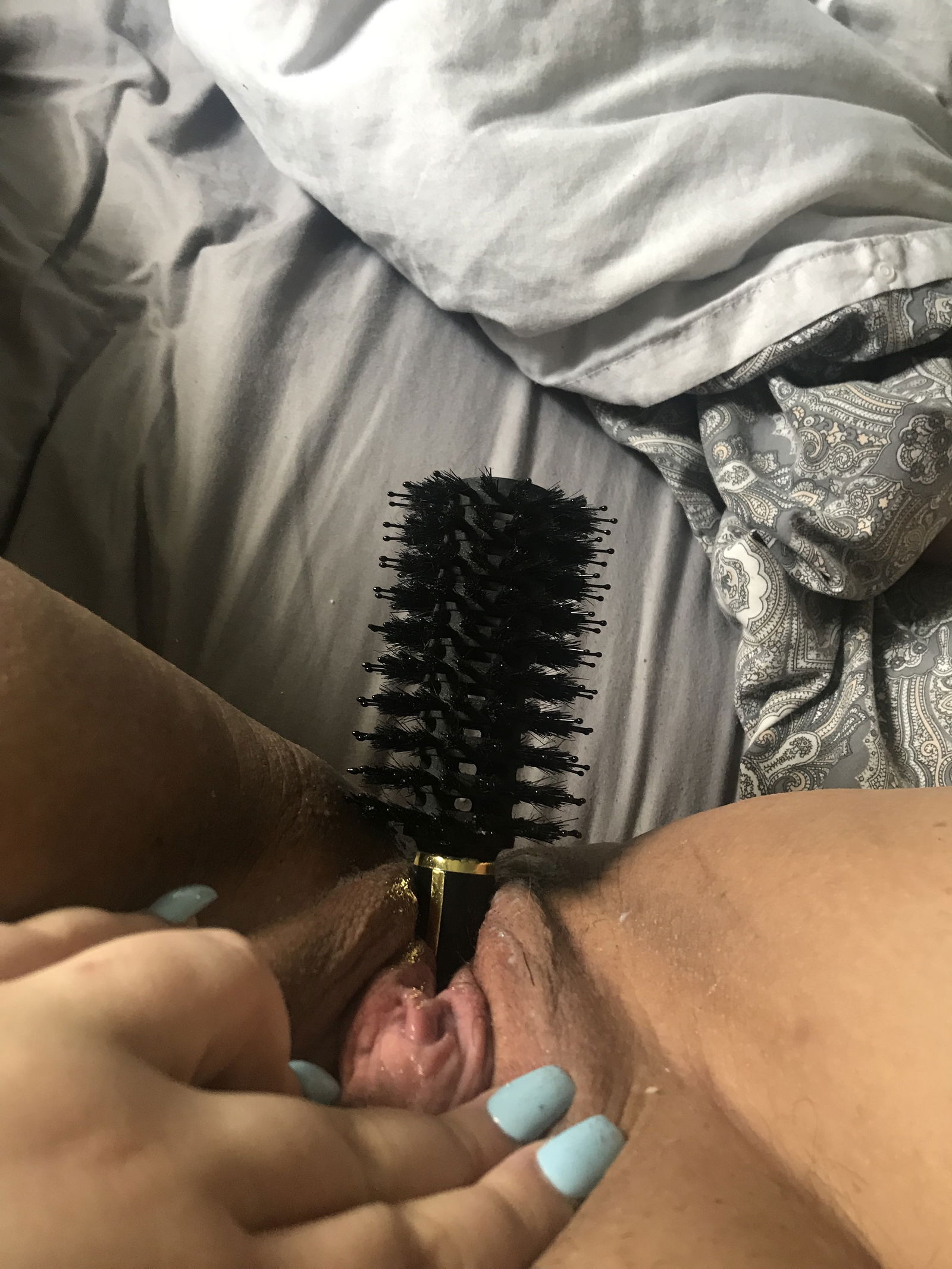 Photo by wetbabygrrrl with the username @wetbabygrrrl, who is a verified user,  July 20, 2019 at 4:29 PM and the text says 'Had a little fun this morning Fucking myself with my hairbrush'