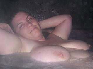 Album by Touche0677 with the username @Touche0677,  April 21, 2019 at 10:00 PM. The post is about the topic BBW and the text says 'Hot tubbing!'