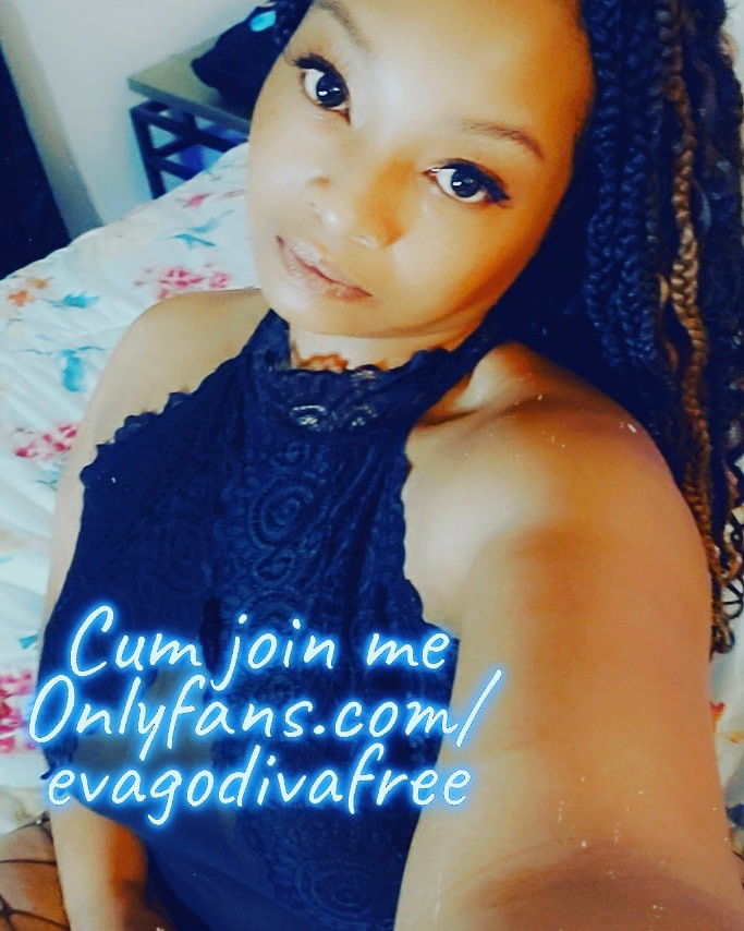 Photo by Eva Godiva with the username @EvaGodiva, who is a star user,  December 28, 2020 at 6:38 AM. The post is about the topic Ebony