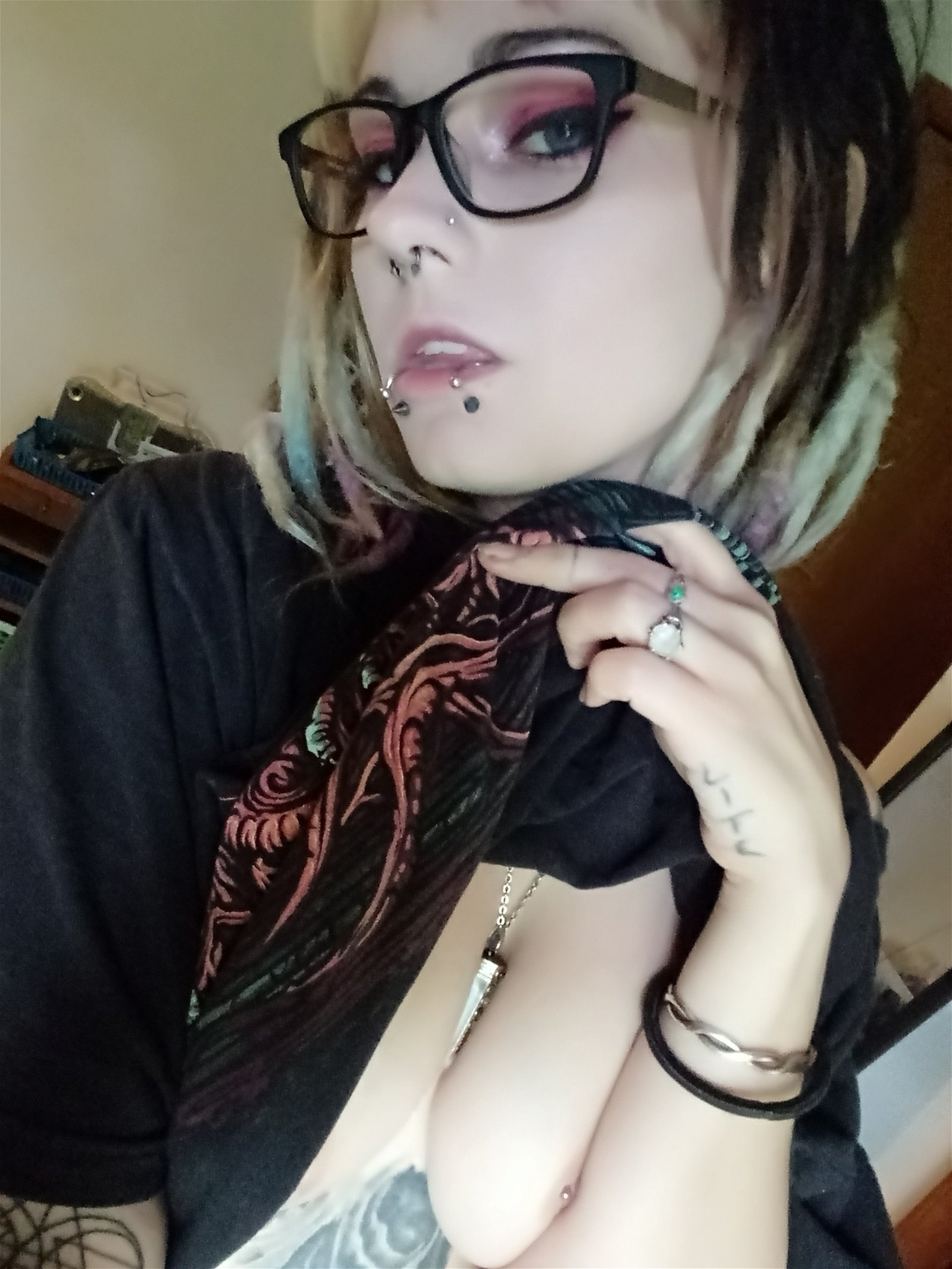 Photo by Princesskitten with the username @Princesskitten, who is a star user,  May 13, 2019 at 9:00 PM. The post is about the topic Hot Goth Girlfriend and the text says 'Who wants to watch me suck and fuck my boyfriend?'