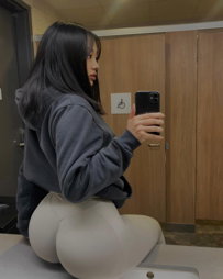 Photo by Ruinedcarpet with the username @Ruinedcarpet,  May 25, 2024 at 9:22 AM. The post is about the topic RC's Mirror Selfies and the text says 'IG: @ yunse01_

#Yunse01_ #Asian #Instagram #Hottie #Babe #Brunette #CuloEncimero #MirrorSelfie #Leggings #LockerRoom #Selfie #Sportswear'