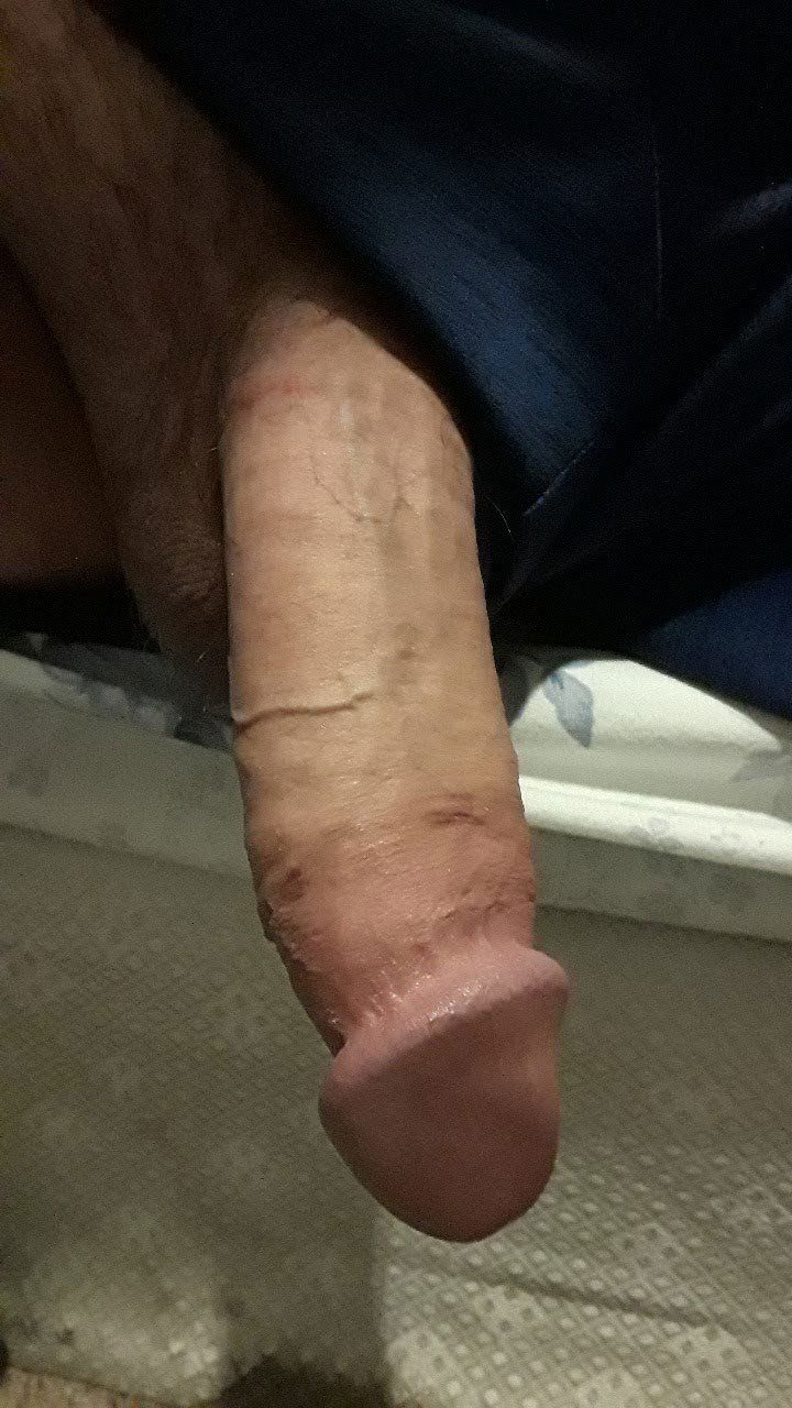 Watch the Photo by James Brewer with the username @JamesBrewer65265, posted on March 15, 2022. The post is about the topic Rate my pussy or dick. and the text says 'any ladies wanna play?'
