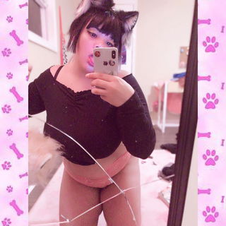 Photo by AngelKoinu with the username @AngelKoinu,  April 18, 2019 at 1:24 PM. The post is about the topic Puppyplay and the text says 'Friendly puppy girl!
#puppyplay #petplay #petgirl'