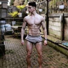 Photo by TheMuscleMaker with the username @TheMuscleMaker,  December 19, 2015 at 2:50 AM and the text says '#6 JOE WELLER- YOUTUBER 

Joe Weller is a typical LAD, fucking sexy, confident and ripped to fuckin’ shreds. His jaw and cheekbones are just perfection and his body is    
A-M-A-Z-I-N-G. Totally fuckable. In both his own and some of his fellow youtubers..'