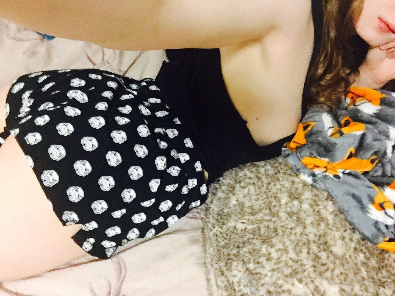 Photo by c5k with the username @c5k,  April 8, 2017 at 8:38 AM and the text says 'thelittleshadowgirl:

Who likes my pyjamas? :3'