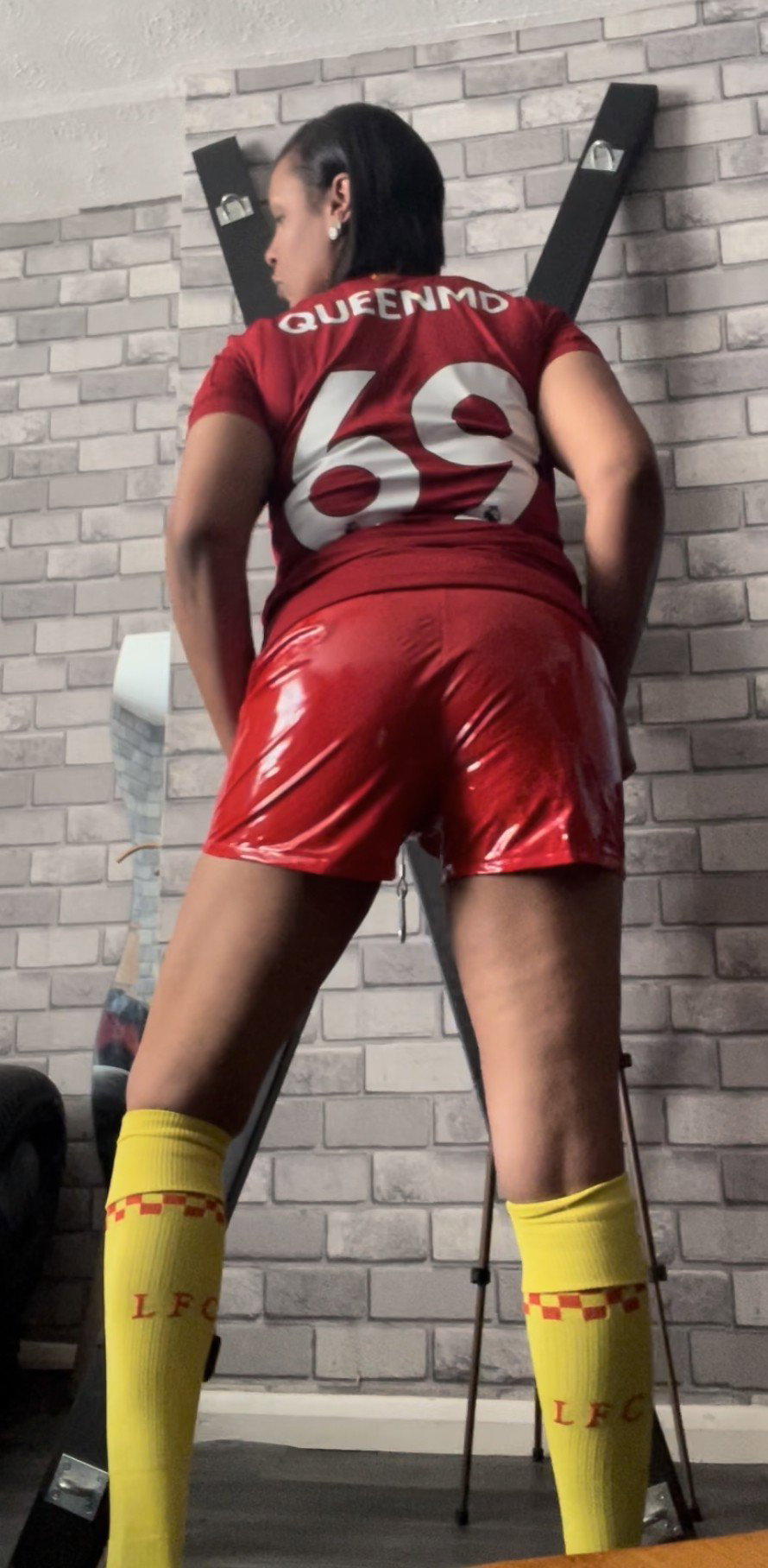 Photo by MistressMD with the username @MistressMD, who is a star user,  May 19, 2022 at 1:24 AM and the text says 'As I was unable to celebrate my boys FA cup win at the weekend (coz I was on duty😇) 

I celebrated in my own way…
❤️‍🔥 #LFC ❤️‍🔥 

With some sharp face slaps using this selection of gloves & I couldn’t resist making him bring that Chelsea top.....'