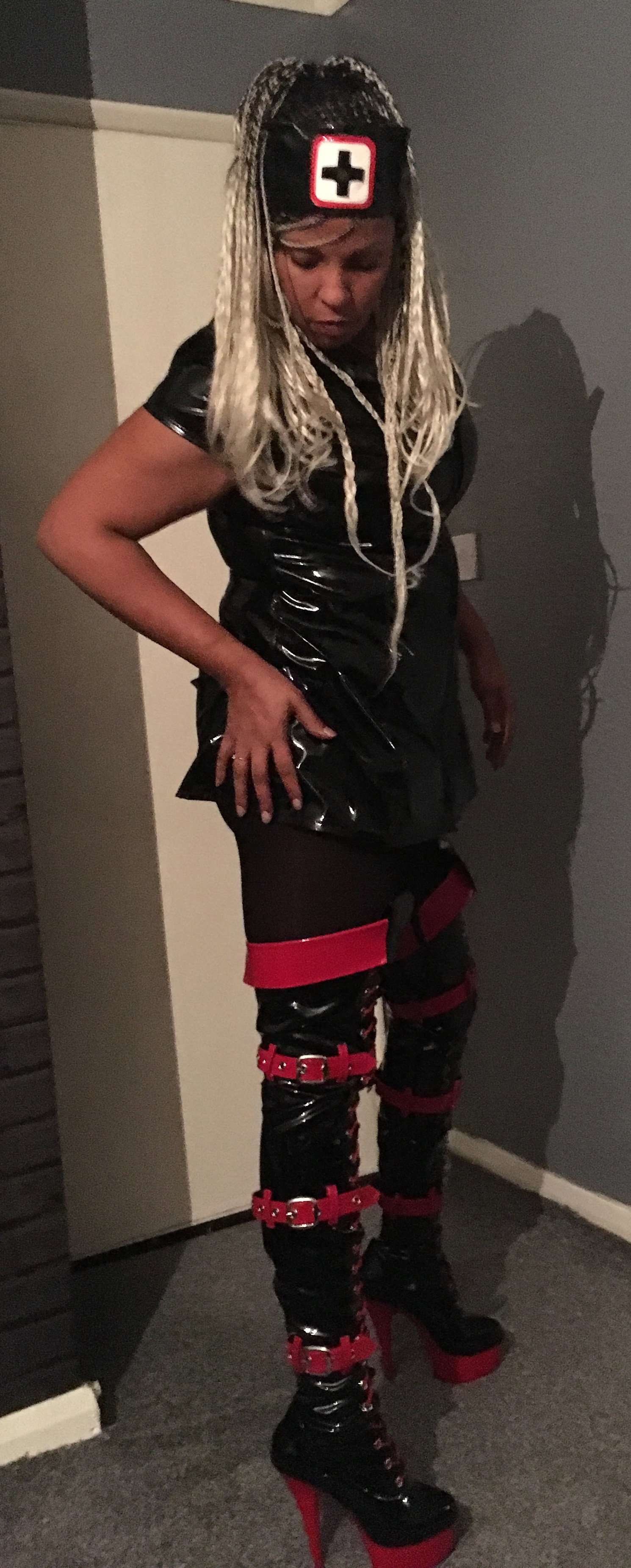 Photo by MistressMD with the username @MistressMD, who is a star user,  May 5, 2020 at 10:20 AM and the text says 'Still trying to catch me??? 😉👸🏾😈

Find ALL my active links here ⬇️
https://allmylinks.com/mistressmd1

#Femdom #EbonyQueen #Dominatrix #Wrestler #Findom #FetishModel #BootsBoss #ContentCreator'