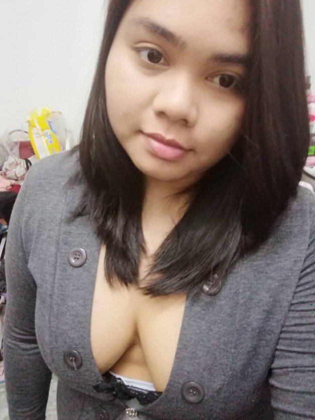 Photo by Amiramilfmalaysian with the username @Amiramilfmalaysian,  April 27, 2019 at 10:26 PM. The post is about the topic Hotwife and the text says 'Amira milf malaysian #hotwife #gangbang #dildo #asian #scandal #cheating #hornywife.
 Fucked my friend horny wife till squit'