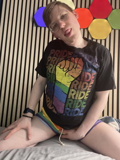 Photo by Hottiebb95 studio with the username @hottiebb95, who is a star user,  June 1, 2024 at 2:00 PM and the text says 'Hi everybody, come on chaturbate and celebrate first pride of the month on chaturbate Twitter post  messages

https://hottiebb95.studio/  

[Chaturbate](Chaturbate) #chaturbate'