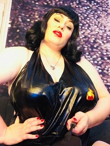 Photo by DivineMissDeviant with the username @TheDeviantDomme, who is a star user,  April 9, 2024 at 7:10 PM and the text says 'Bow down and crawl to me on @AdultWorkcom, you pathetic weaklings. I'll make you squirm with my wicked ideas! 😈💥

https://refer.adultwork.com/?R=468210&T=468210'