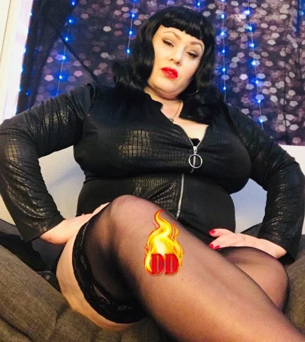 Photo by DivineMissDeviant with the username @TheDeviantDomme, who is a star user,  April 8, 2024 at 7:10 PM and the text says 'Don't be shy, come chat with me on Loyal Fans and let's dive into your deepest desires! 😈🔞 

https://www.loyalfans.com/thedeviantdomme'