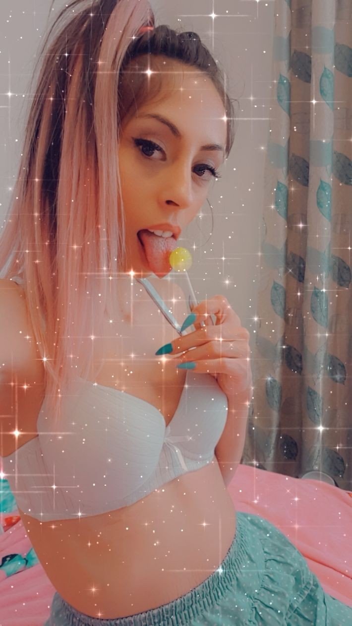 Photo by CandieCross with the username @CandieCross, who is a star user,  July 18, 2020 at 8:44 AM. The post is about the topic Teen and the text says 'Affter i taste this candy ..my dirty mind do that https://onlyfans.com/candiecrossxxx check Candy table ...Cum with me #sexy #dirty #teen #hot #blonde'