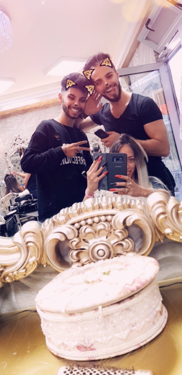 Photo by CandieCross with the username @CandieCross, who is a star user,  September 11, 2018 at 3:04 PM and the text says 'My 2 Crazy hairstyleMEN'S ! #ONLINE #funnymoments #bassam #smile #hot #blonde'