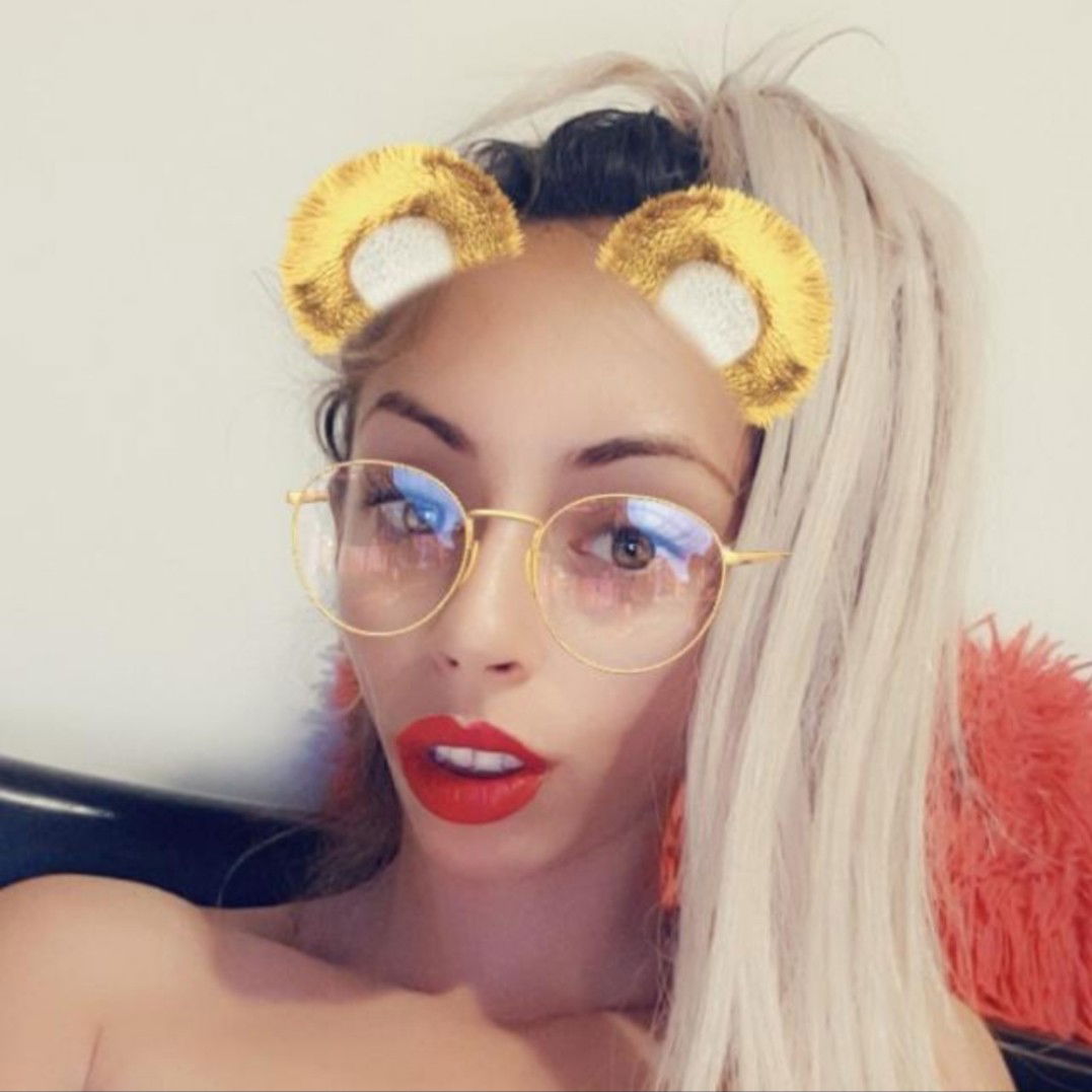 Watch the Photo by CandieCross with the username @CandieCross, who is a star user, posted on July 27, 2019. The post is about the topic Pussy. and the text says 'Have a horny weekend my lovers ! #sweet #sexy #blonde'