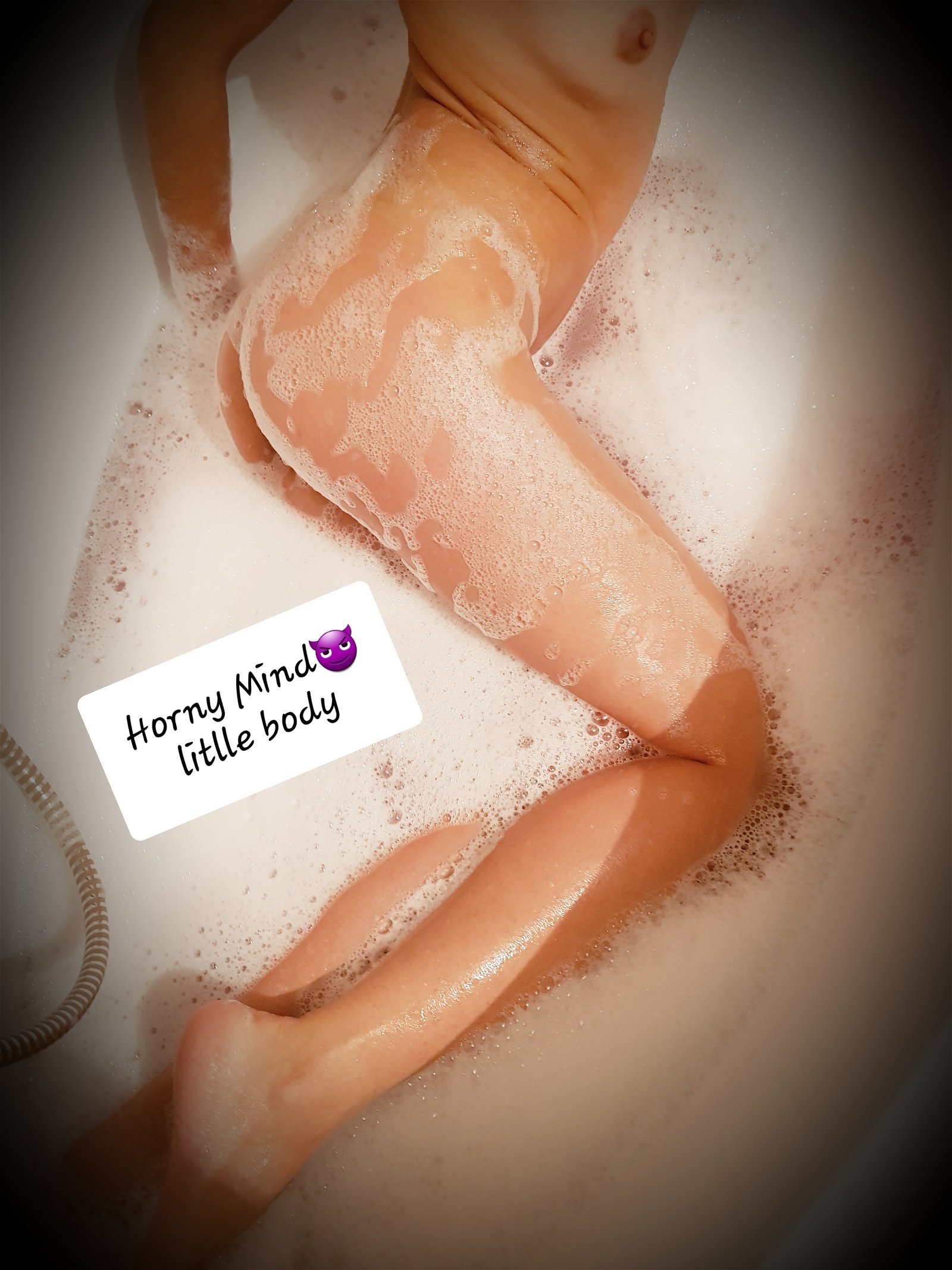 Watch the Photo by CandieCross with the username @CandieCross, who is a star user, posted on December 12, 2018 and the text says 'MORNING ! Share your love❤❤❤ #iwantdick #fuckyou #tinnymeansHOT'