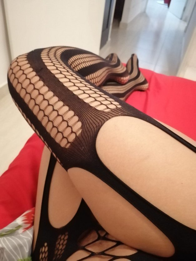 Photo by Crismar with the username @crismarlivesex, who is a star user,  October 14, 2024 at 6:12 PM. The post is about the topic Stockings and the text says 'do you like honey ?'