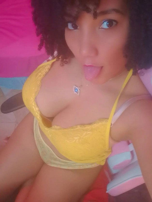 Photo by Crismar with the username @crismarlivesex, who is a star user,  June 12, 2024 at 8:46 PM and the text says 'I am online now on👇

😈: https://arousr.com/Crismar
{100 credits FREE for video call, sexting, voice call }

🤗: https://pvt.show/p/41j2/ ( Skyprivate )

Let me please you 🤤!

#modelowebcam #webcammodel #camsex #livesex #skypesex #virtualsex #cibersex..'