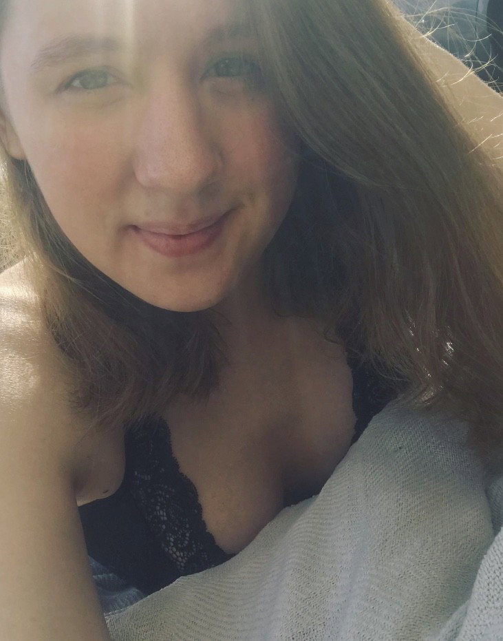 Photo by Tzara Marie with the username @TzaraMarie, who is a star user,  May 23, 2020 at 9:51 PM and the text says 'Enjoying the weather 😎 want to chat? you can sext me all weekend at SextPanther.com/tzara-marie!'