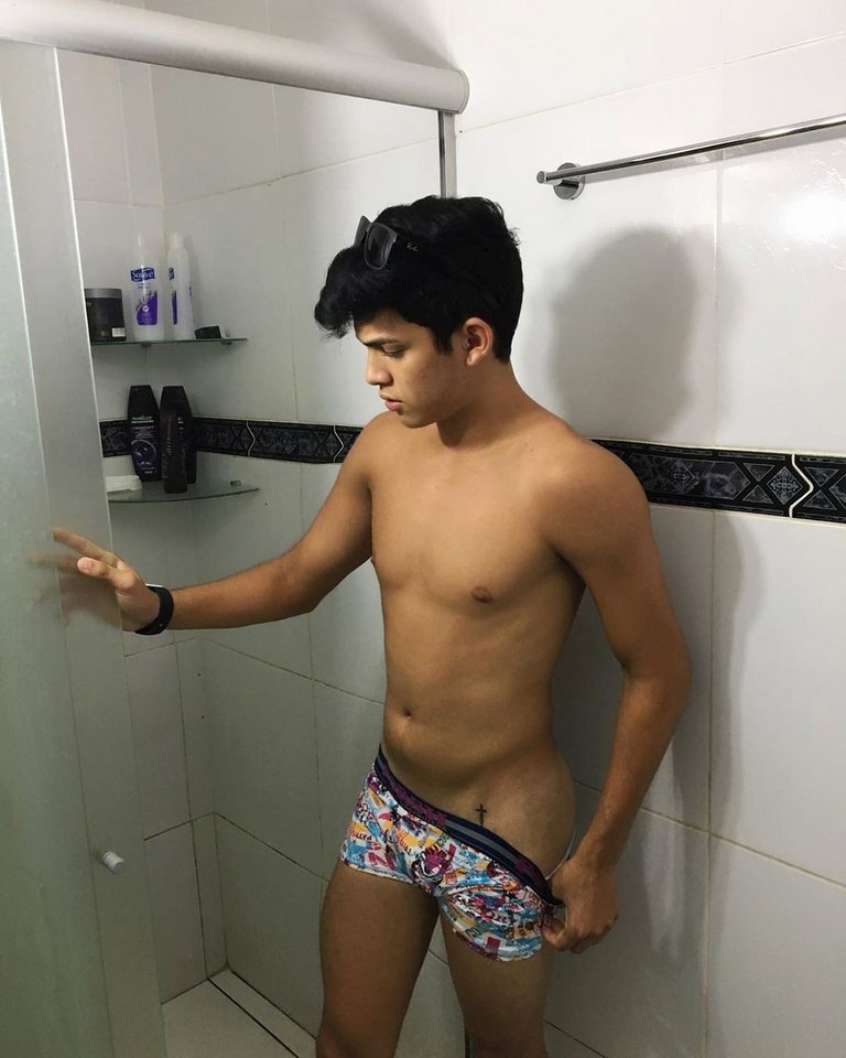 Photo by mistermister with the username @mistermister,  December 21, 2019 at 6:03 PM. The post is about the topic SPEEDO MALES