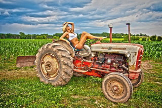 Photo by Baagaam with the username @Baagaam,  June 21, 2021 at 9:40 AM. The post is about the topic Farmers Daughter and the text says 'Tractor Chicks'