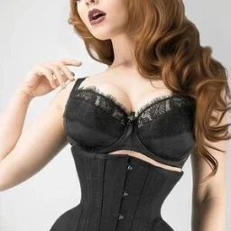 Photo by KarinaClarketv with the username @KarinaClarketv,  March 29, 2024 at 2:03 AM. The post is about the topic Gingergirls and the text says '#ginger #corset'