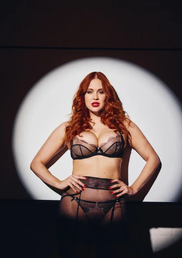 Photo by KarinaClarketv with the username @KarinaClarketv,  March 26, 2024 at 1:58 AM. The post is about the topic Gingergirls and the text says '#MaitlandWard #ginger'