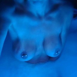 Photo by Hgt-hotpix with the username @Hgt-hotpix, who is a verified user,  February 14, 2024 at 5:42 PM and the text says 'Hot tub time 🔥🔥🔥'