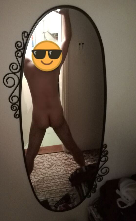 Watch the Photo by ANameNotTaken with the username @ANameNotTaken, posted on November 22, 2020. The post is about the topic Amateur selfies. and the text says 'Who would like to kneel before me and suck my dick?'