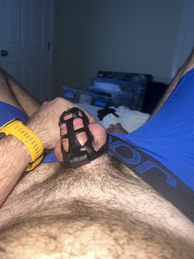 Photo by Gclev with the username @Gclev,  December 3, 2022 at 5:33 AM. The post is about the topic Male Chastity and the text says 'new cage, what do you think?'