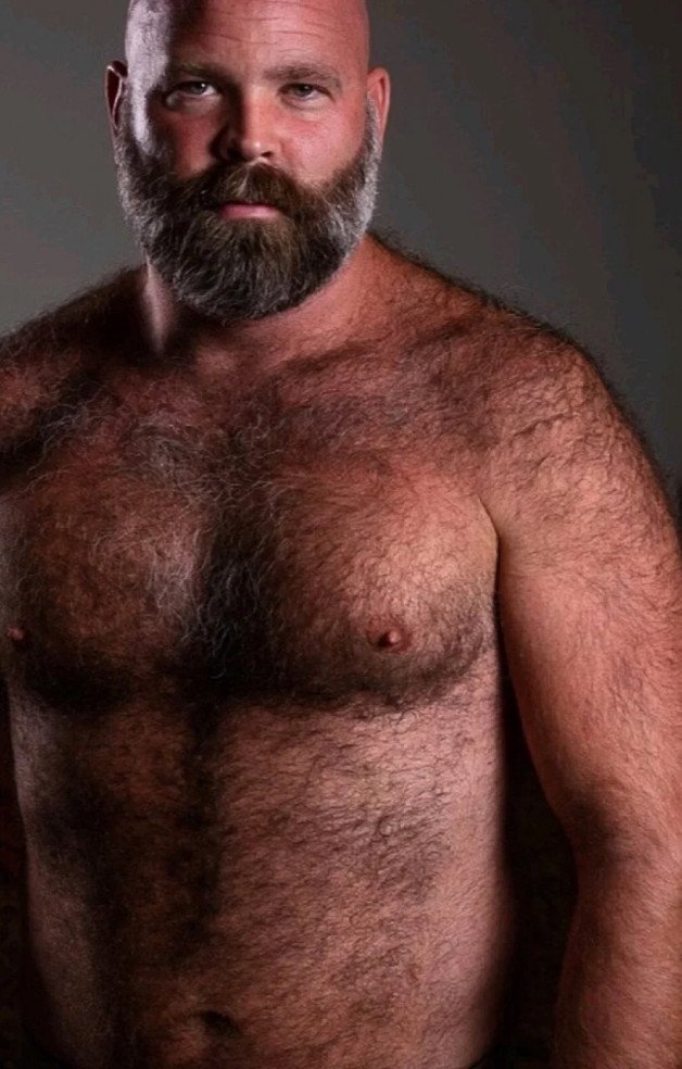Photo by Hairybiswinger with the username @Hairybiswinger,  March 18, 2024 at 3:53 AM. The post is about the topic Masculinity that makes me hard and horny and the text says 'Handsome, masculine, beefy, hairy.. what a man!'